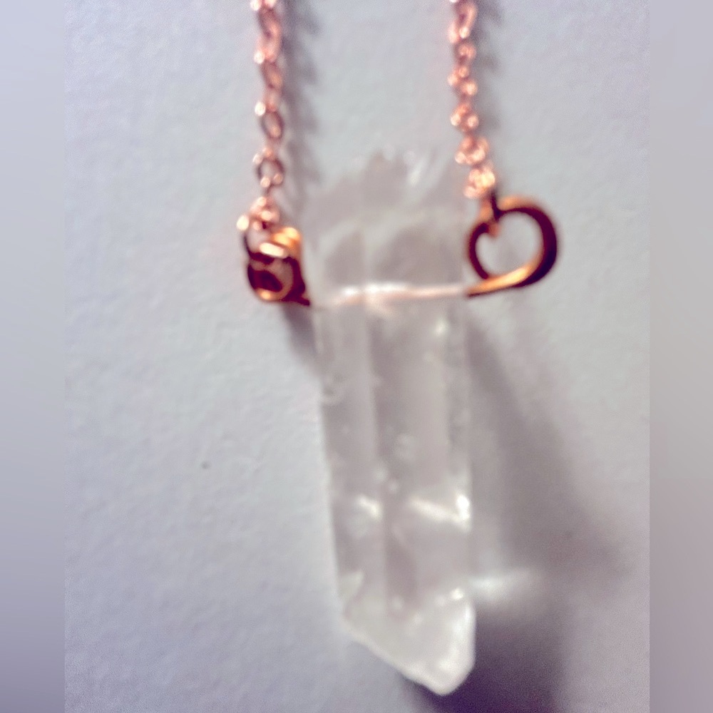NWOT Necklace Clear Quartz Crystal wire-wrapped 1”,  18” copper chain